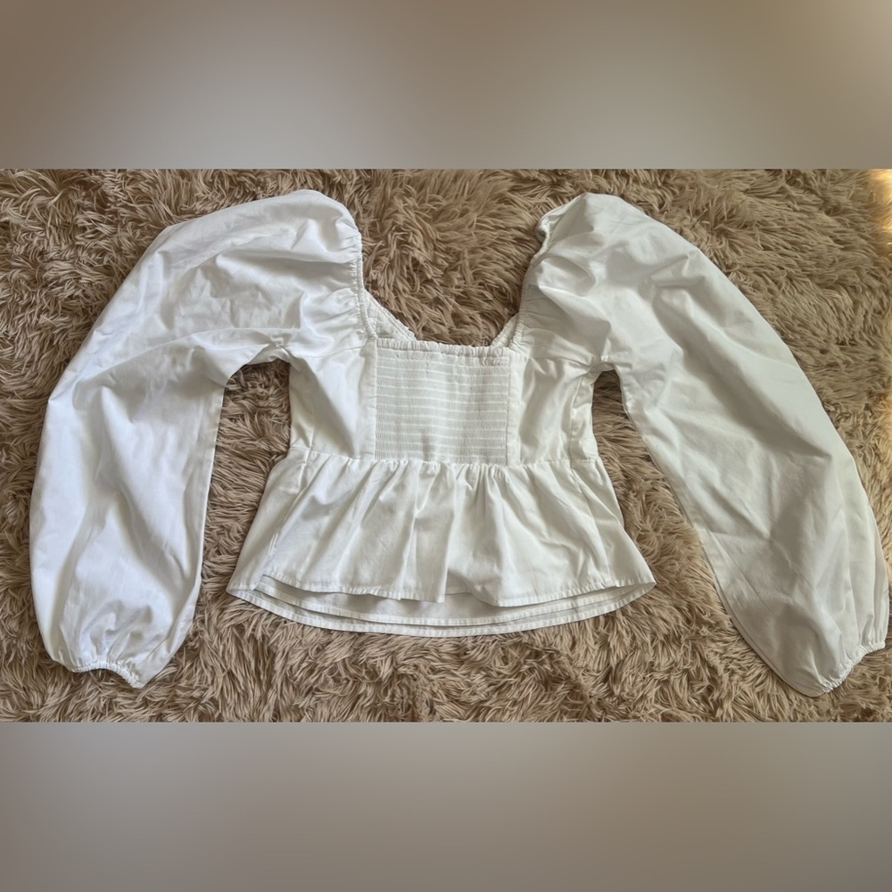 Abercrombie & Fitch Puff Sleeve Blouse - Picture 2 of 4